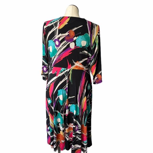 Robbie Bee  "Signature" Twist Front Dress, 2x - Picture 4 of 7